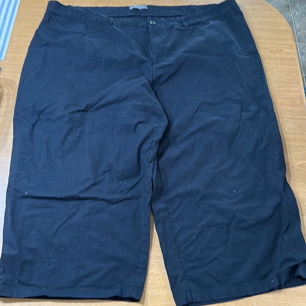 Black Cotton stretch Jessica London Capri